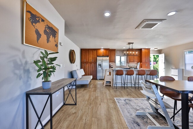 Building Photo - 6421 Carthage St Unit SI ID1382147P