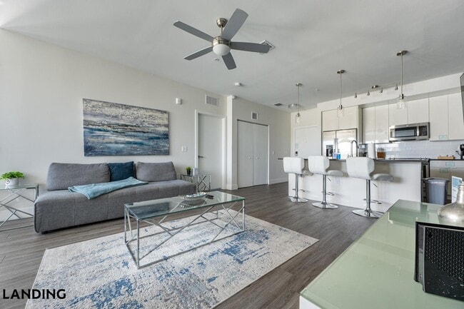 Building Photo - 4950 W Prescott St Unit 5203