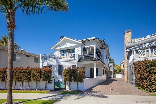 Photo - 1048 Isabella Ave