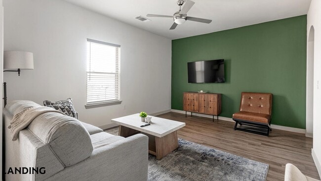 Photo - 2825 Main St Unit 1132