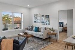 Photo - 635 Main St Unit 212