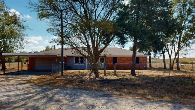 Building Photo - 8251 W Sh-21