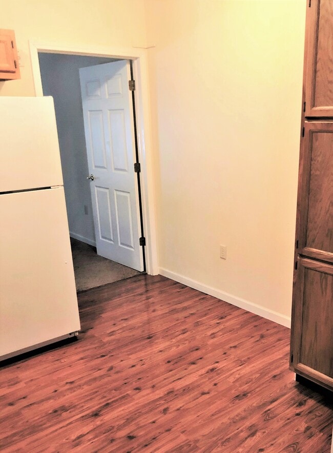 Photo - 7606 Westward Way