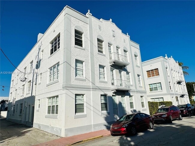 Photo - 1200 Euclid Ave Unit 308