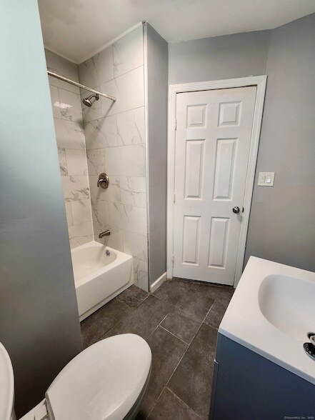 Photo - 980 Pembroke St Unit 1L