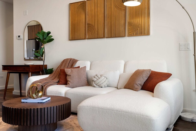 Photo - 1122 W Chicago Ave Unit ID1244948P