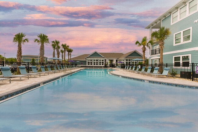 Building Photo - Lumen Luxury Apartments