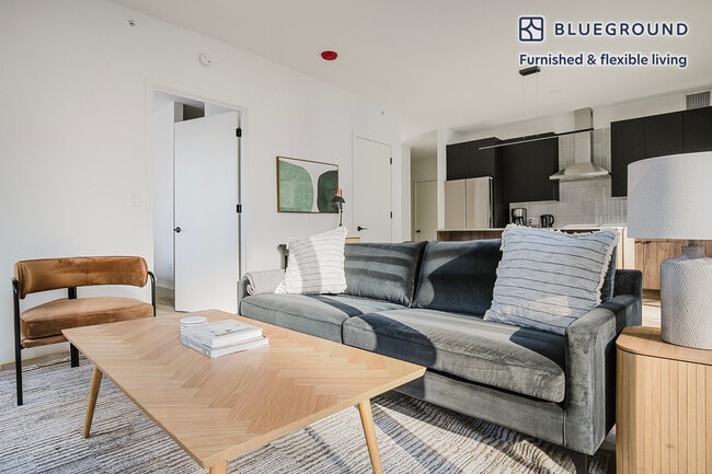 Photo - 535 N St Clair St Unit FL7-ID1145