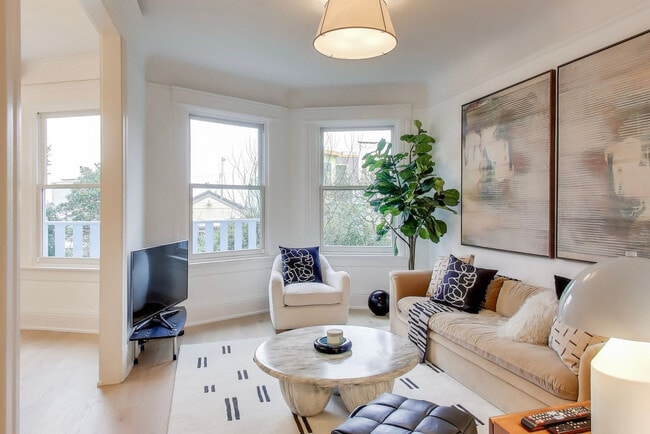 Building Photo - 2274 Fulton St Unit ID1374800P