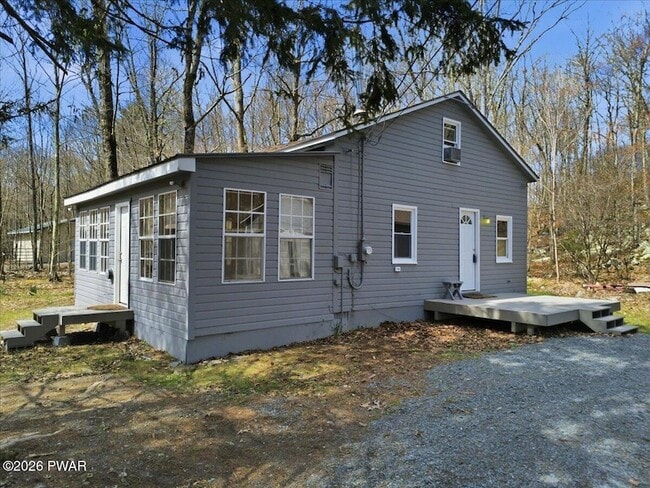 Photo - 209 Urban Rd