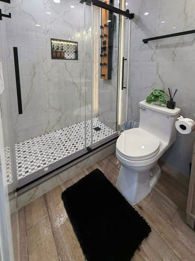 Photo - 145 Melinda Way SE Unit SI ID1536680P