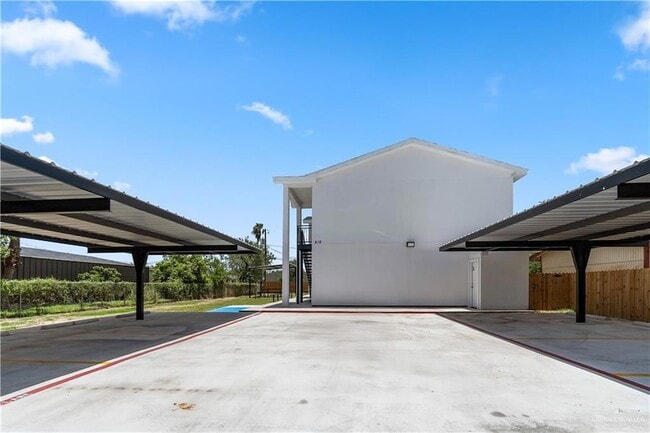 Photo - 418 N 3rd St Unit 2