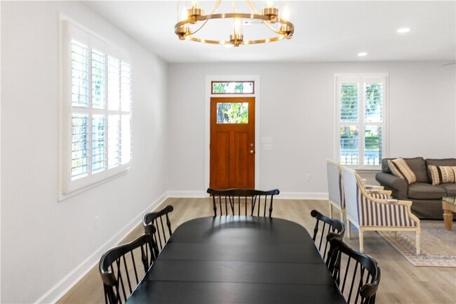 Photo - 905 Wayne St