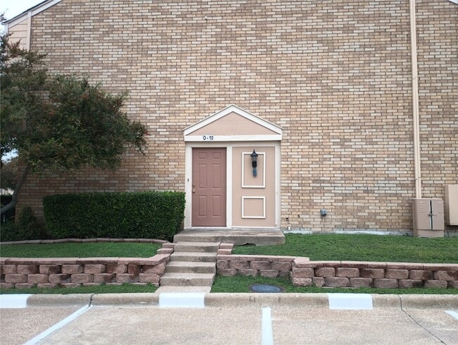 Photo - 2500 E Park Blvd Unit O10