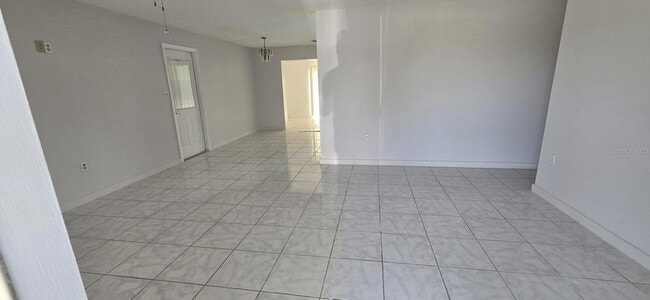 Photo - 3413 Areca St