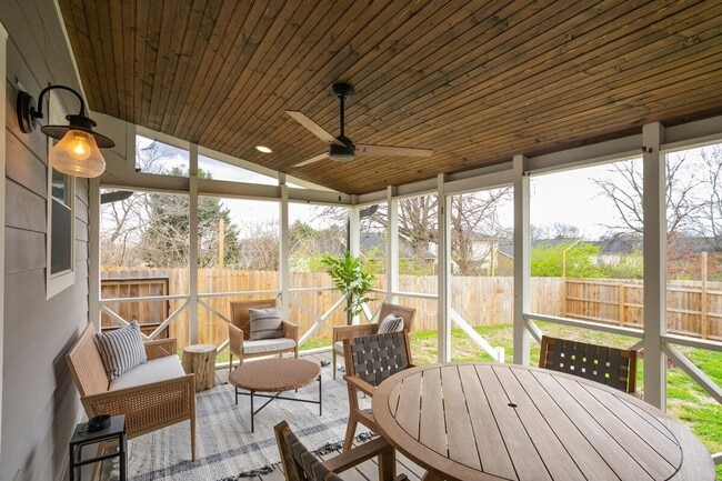 Photo - 106 Walnut Hill Dr Unit ID1312349P