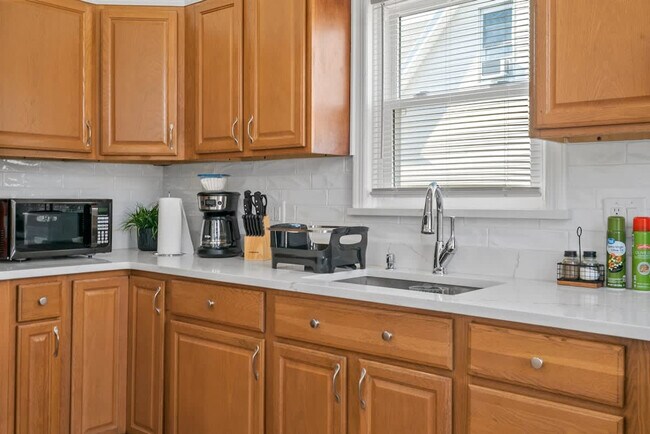 Photo - 1622 Union Turnpike Unit ID1301599P