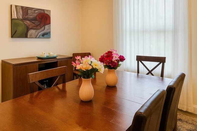 Photo - 280 Hague St Unit ID1239437P