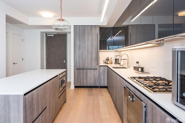 Photo - 338 Main St Unit 10B