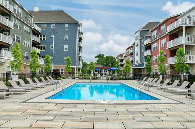 Building Photo - Hudson Square