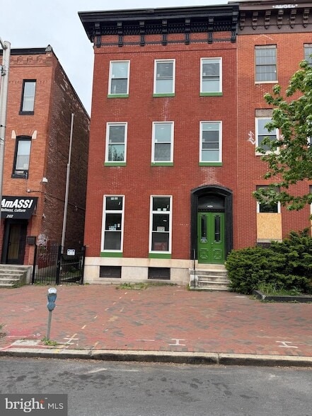 Building Photo - 2124 Maryland Ave Unit 7