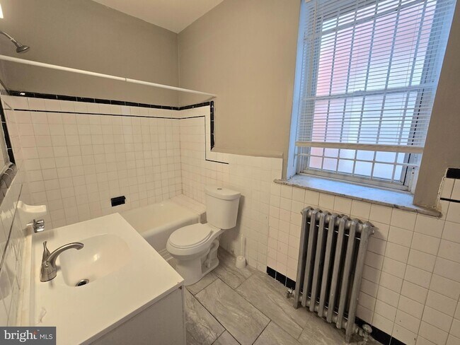 Photo - 1315 N 60th St