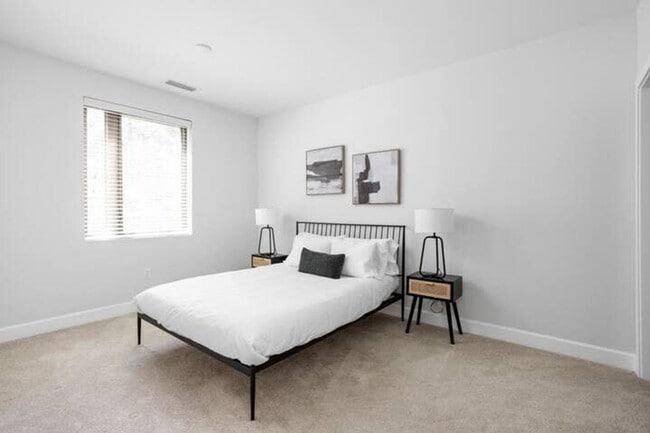 Photo - 5858 N College Ave Unit ID1376597P