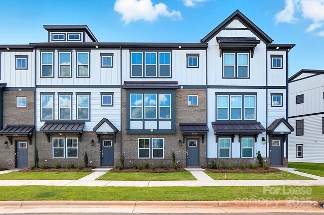 Photo - 3210 Stelfox St