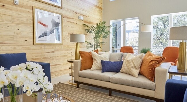 Photo - Addison Medical Center Apartments