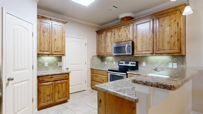 Photo - 3805 Silverthorne Ln