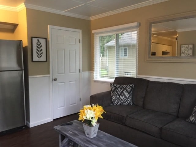 Photo - 3869 Doney St