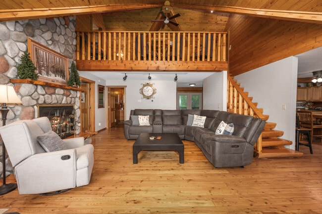 Photo - 5000 Gahan St NE Unit SI ID1494639P