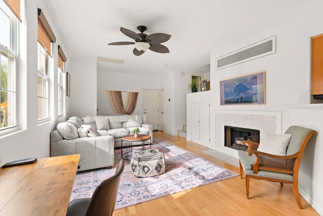 Photo - 641 Sweet Pea Pl Unit SI FL1-ID1559840P