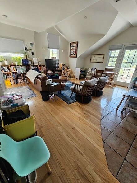 Photo - 19 Hilliard St Unit 3