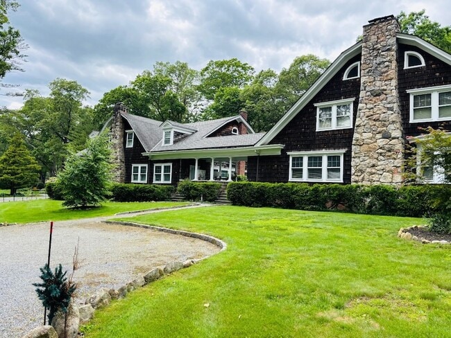 Building Photo - 68-0 1 Wheatley Rd