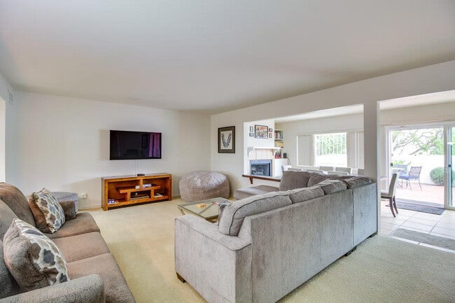 Building Photo - 5026 N Crestridge Dr Unit SI ID1385752P