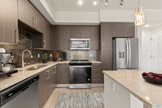 Building Photo - SOMA at Brickell