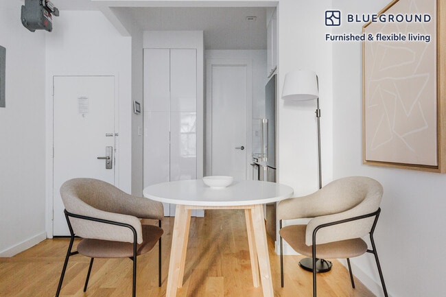 Photo - 137 Thompson St Unit FL3-ID1589