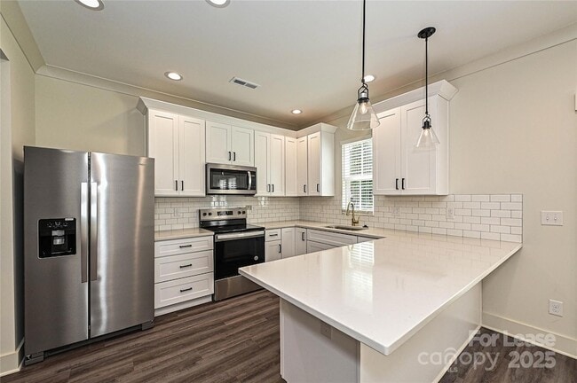 Photo - 729 Wabash Ave