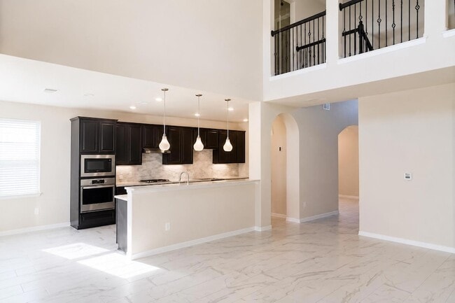 Photo - 11909 Deering Pl