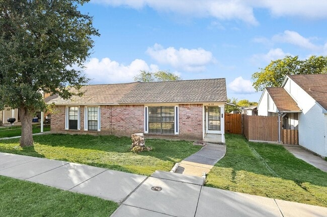 Photo - 6033 Dooley Dr