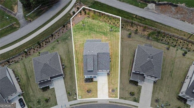 Photo - 213 Chiswick Lp