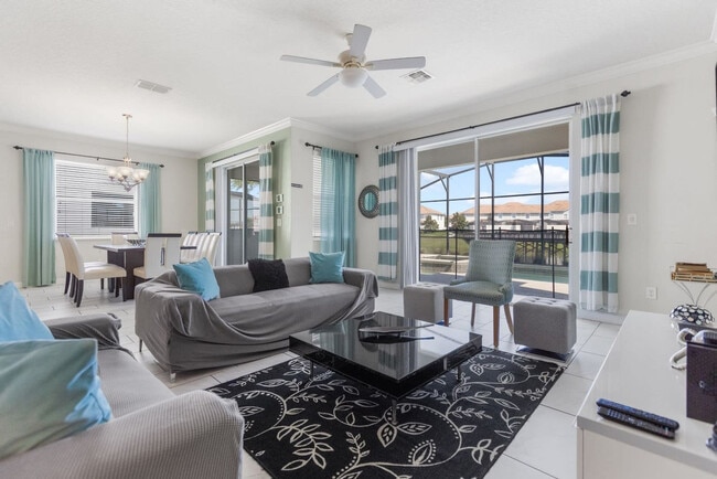 Building Photo - 4743 Kings Castle Cir Unit ID1263247P