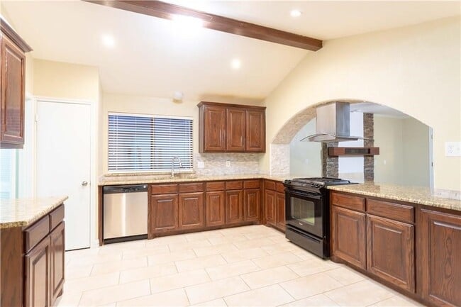 Photo - 310 Overland Dr