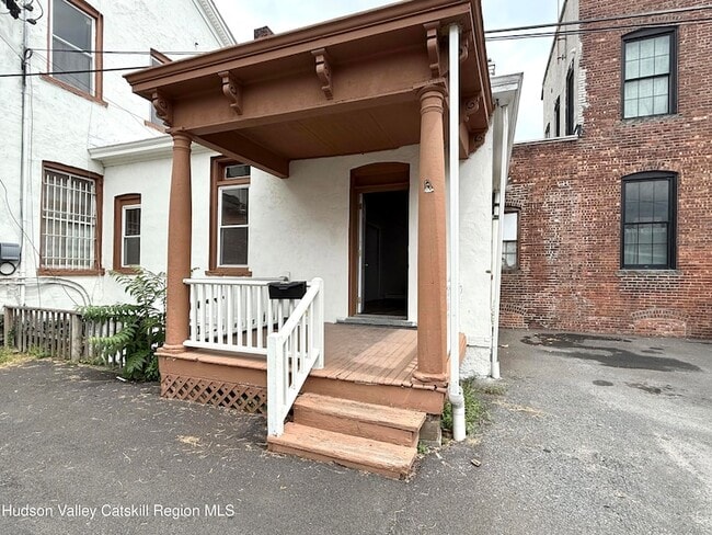 Photo - 13 Jane St