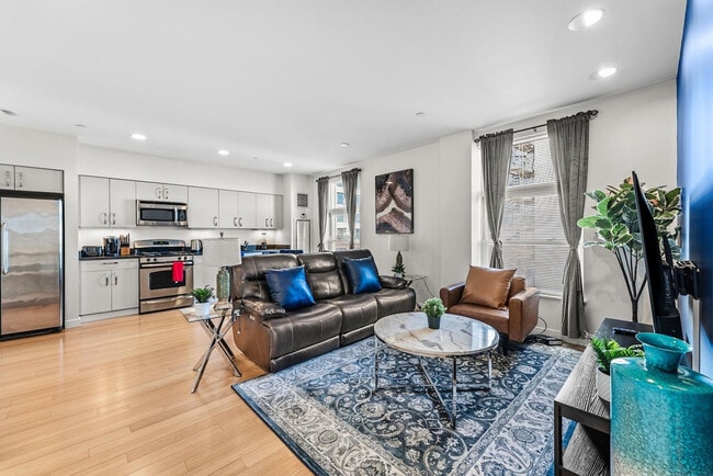 Building Photo - 601 Albany St Unit SI ID1240401P