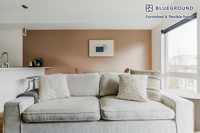 Photo - 1427 11th Ave Unit FL5-ID785