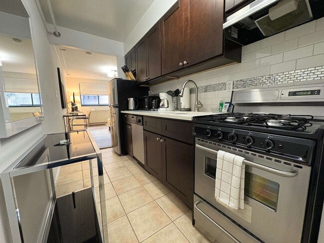 Photo - 140 W 19th St Unit ID1038550P