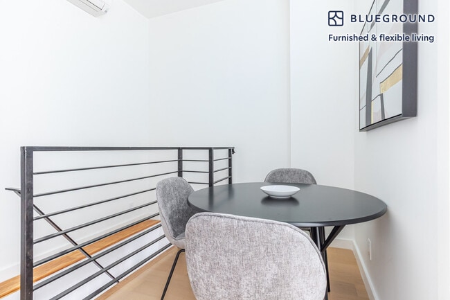 Photo - 433 Wythe Ave Unit FL1-ID2082