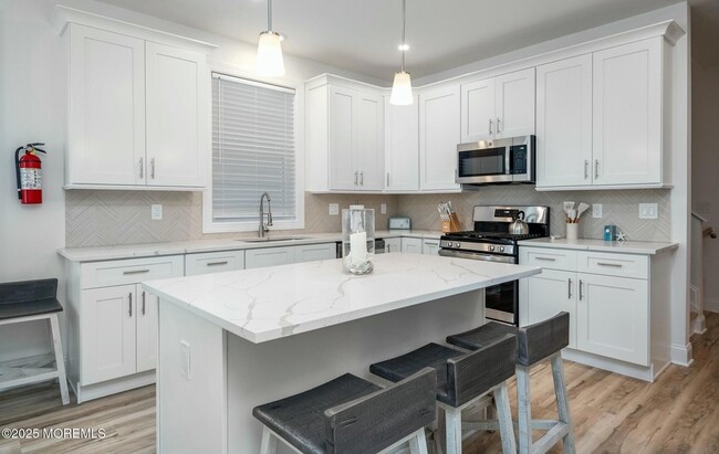 Photo - 208 Kearney Ave